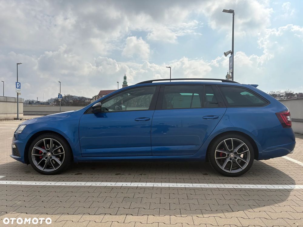 Skoda Octavia 2.0 TDI DSG RS - 6