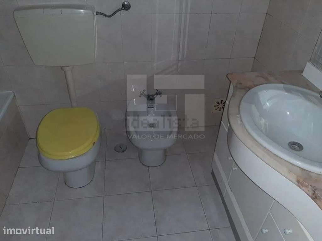 APARTAMENTO T1 - RINCHOA - RIO DE MOURO - Grande imagem: 4/4