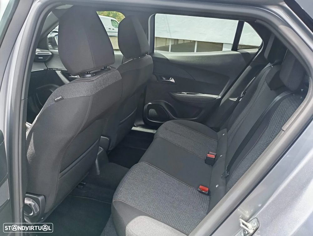 Peugeot 2008 1.2 PureTech Style - 7