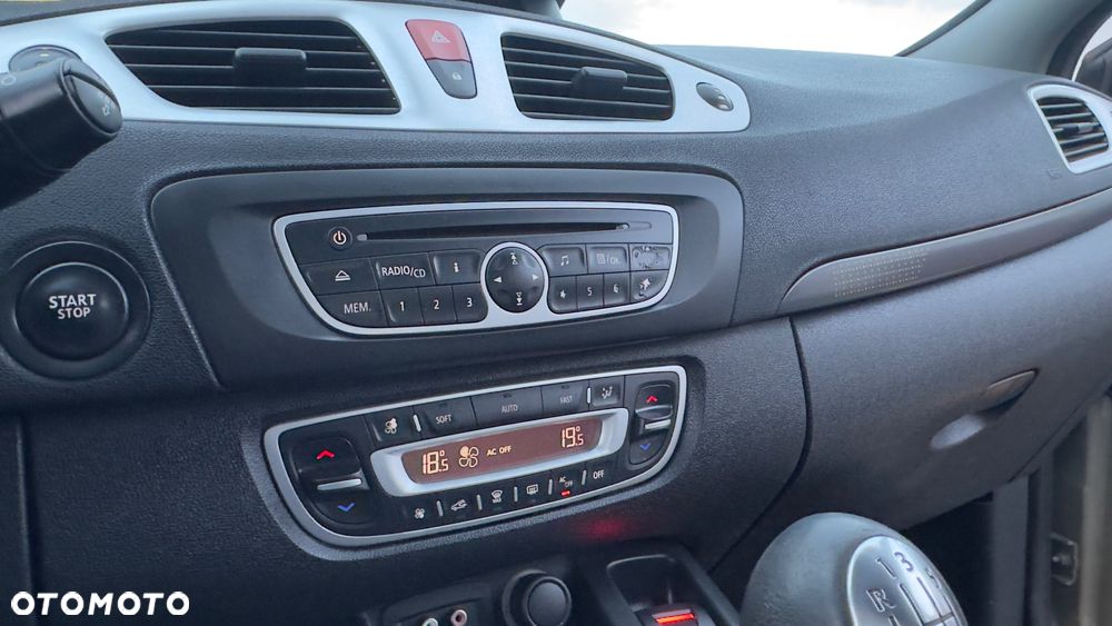 Renault Scenic 1.6 16V 110 Xmod Paris - 27