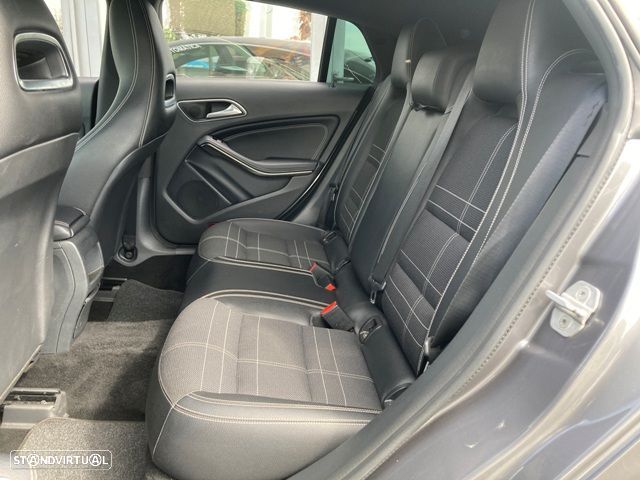 Mercedes-Benz CLA 180 d Peak Edition - 27