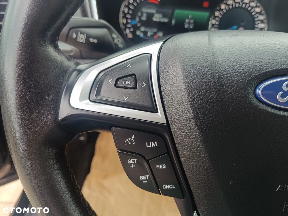 Ford Mondeo 2.0 TDCi STart-Stopp Titanium - 24