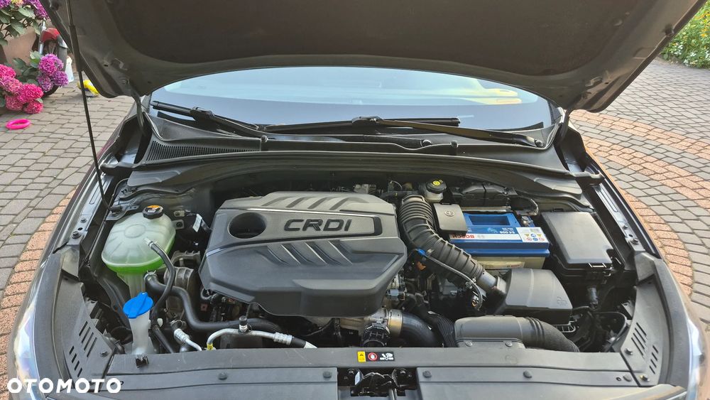 Hyundai i30 1.6 CRDI 48V-Hybrid DCT EDITION 30+ - 37