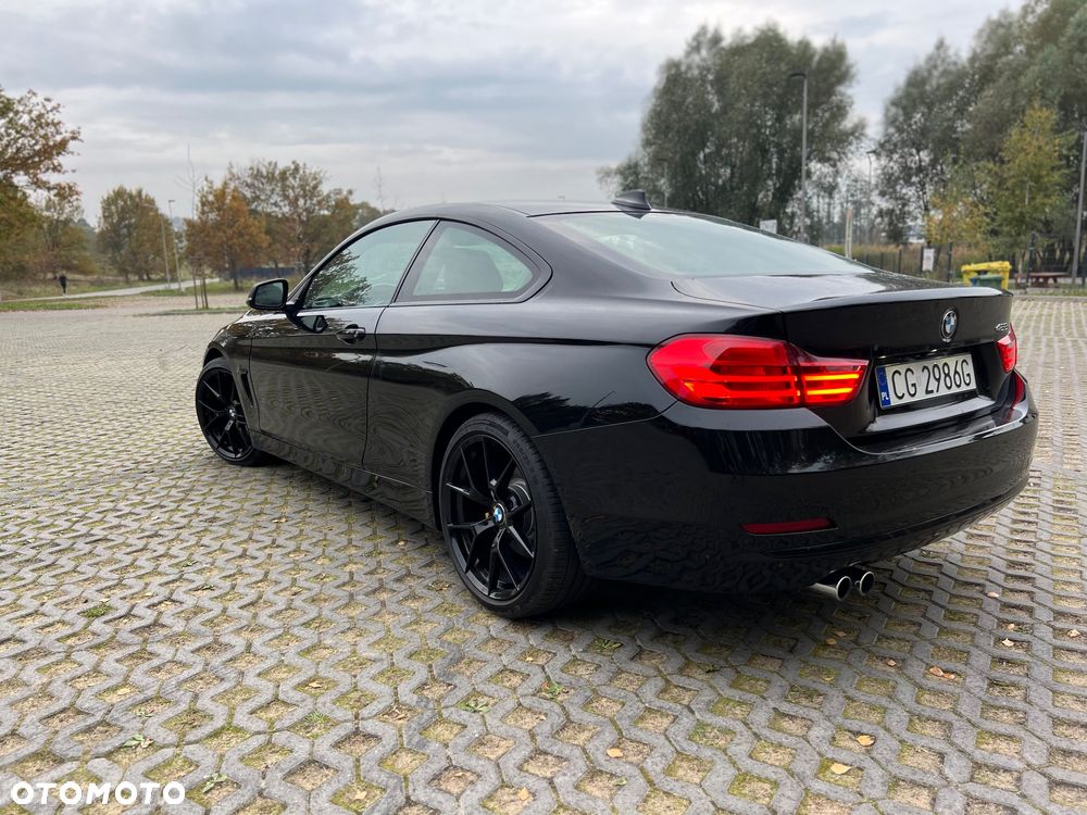 BMW Seria 4 428i Coupe - 6