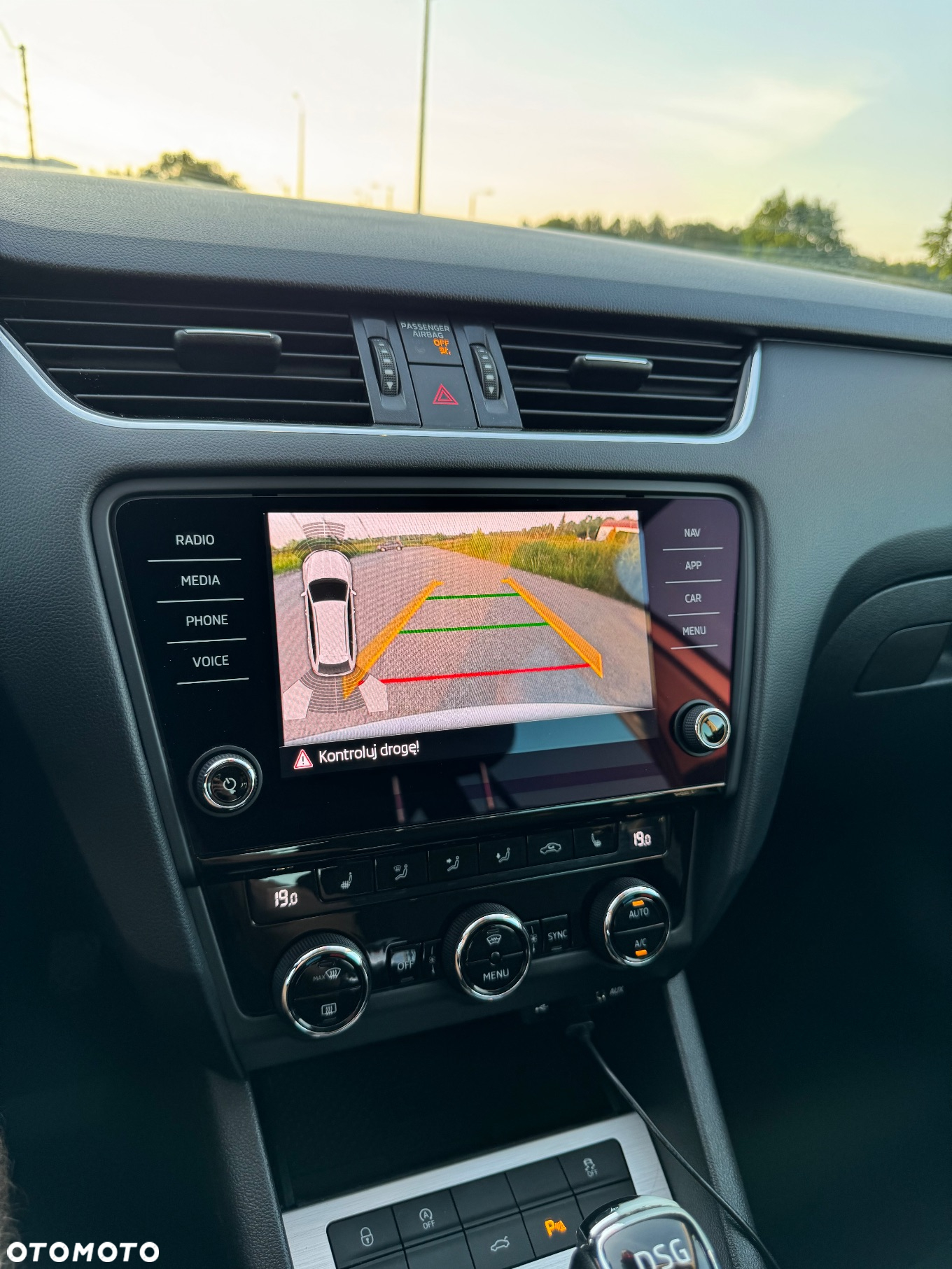 Skoda Octavia 2.0 TDI 4x4 Elegance DSG - 21