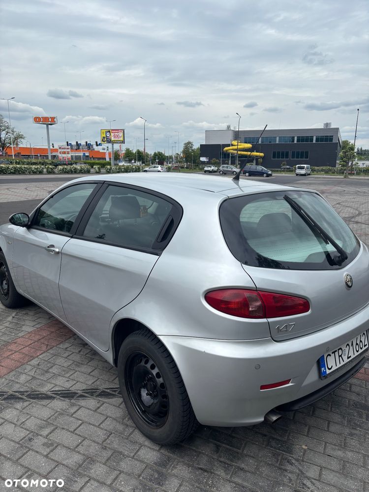 Alfa Romeo 147 1.9 JTD 8V Progression - 8