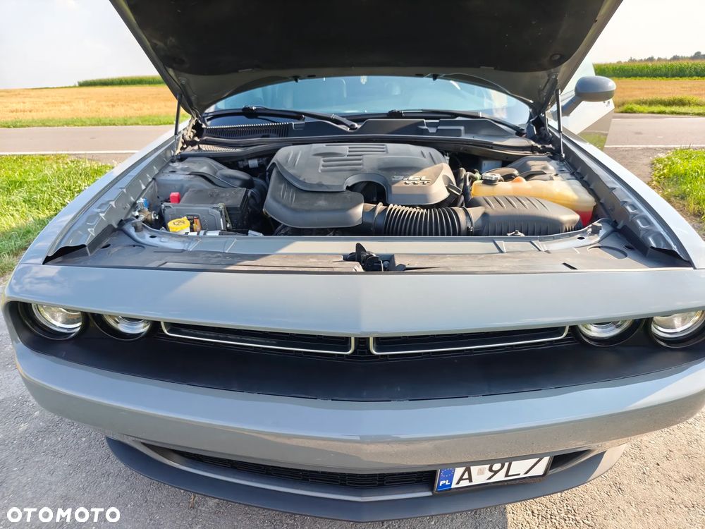 Dodge Challenger - 18