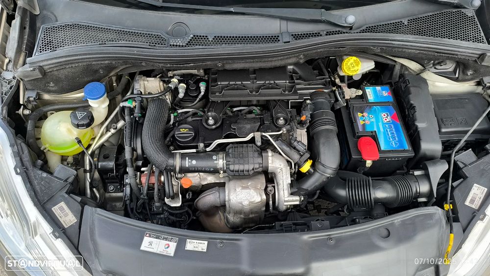 Peugeot 208 1.4 HDi SE Style - 47