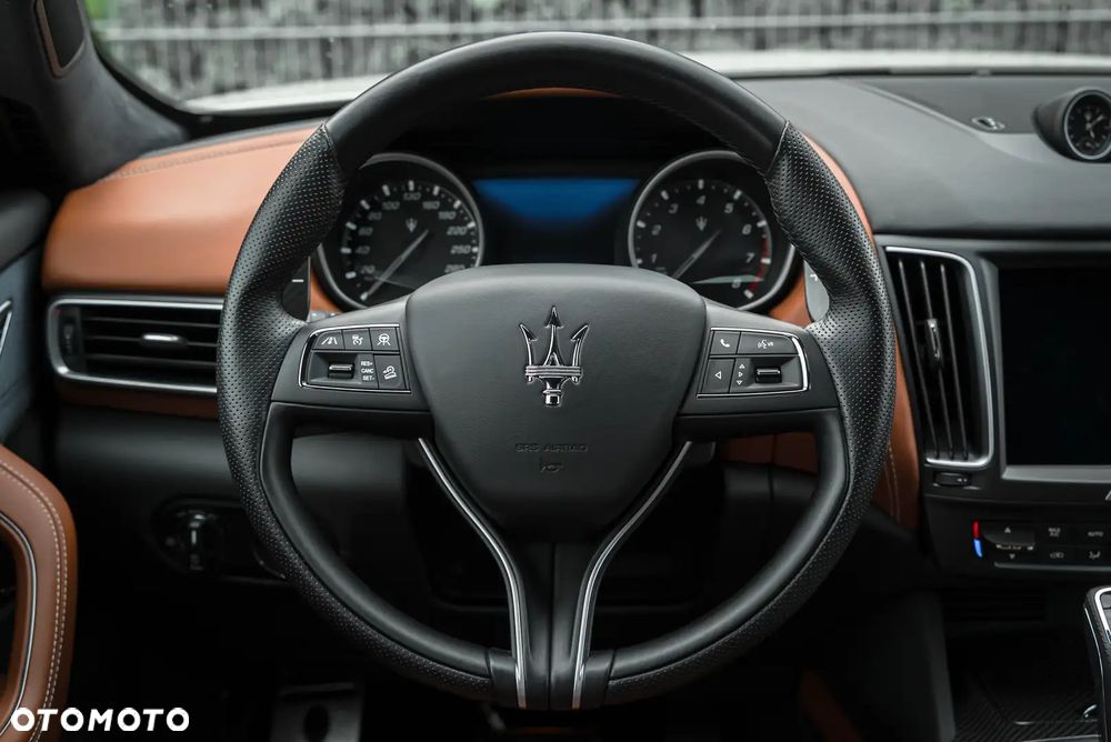 Maserati Levante Modena - 16
