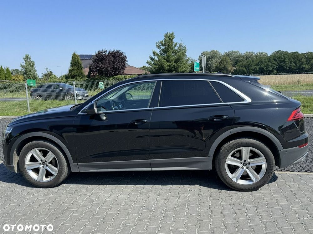 Audi Q8 55 TFSI quattro tiptronic - 8