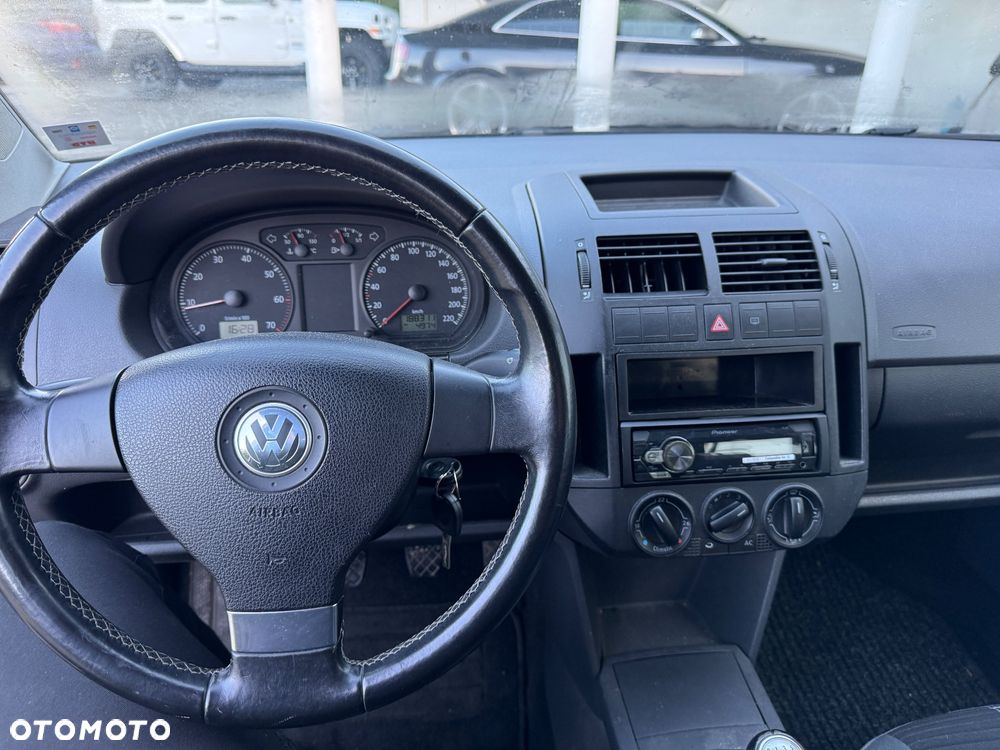 Volkswagen Polo 1.2 12V Trendline - 10