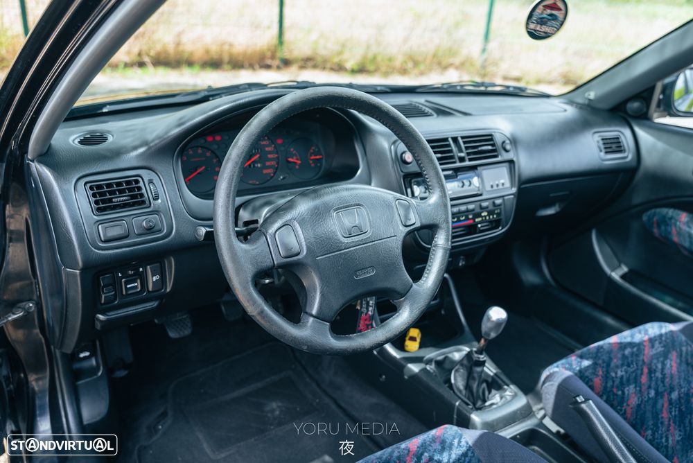 Honda Civic 1.6 VTi - 23