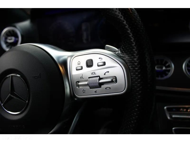Mercedes-Benz Klasa E 220 d Coupe 4-Matic 9G-TRONIC - 20