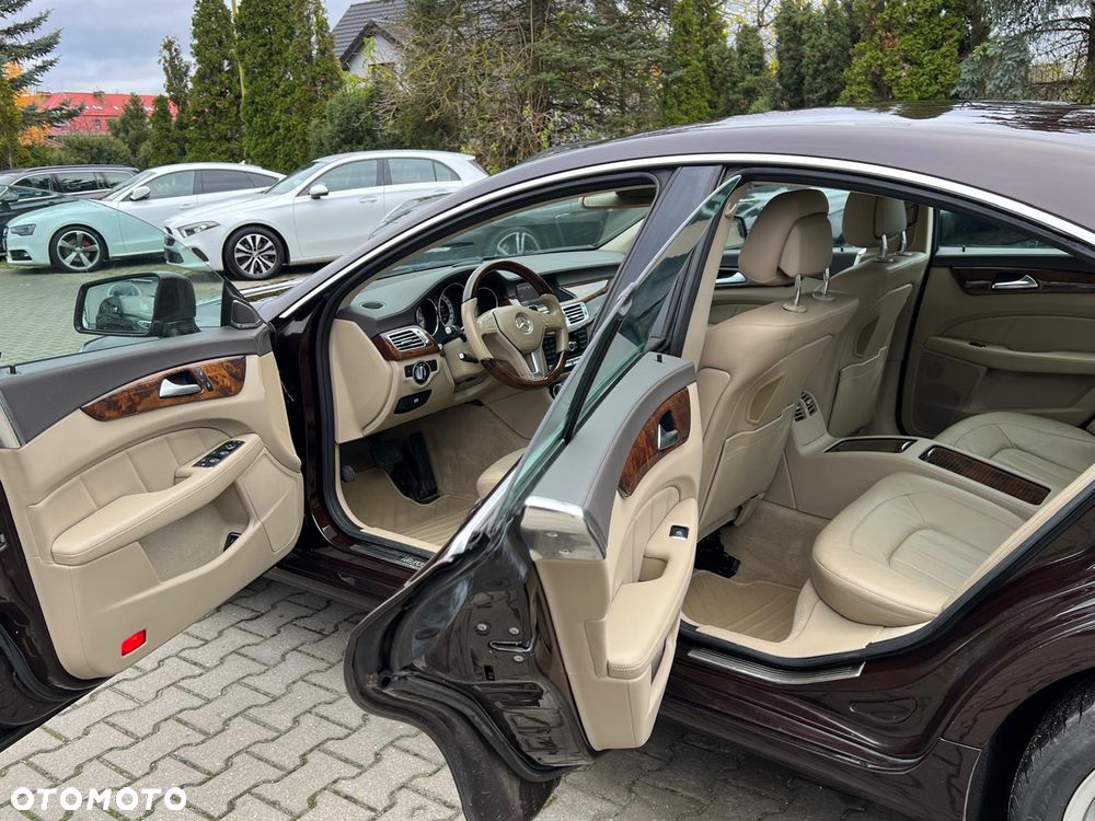 Mercedes-Benz CLS 350 CDI 4-Matic BlueEff - 18