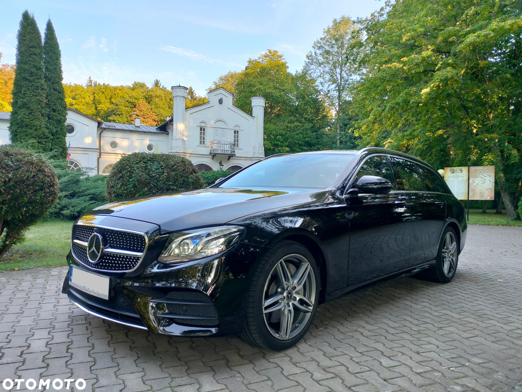 Mercedes-Benz Klasa E 450 4Matic T 9G-TRONIC Avantgarde - 2