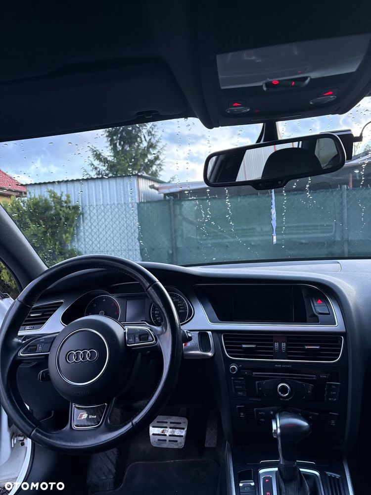 Audi A4 Avant 2.0 TDI Quattro Line S tronic - 13