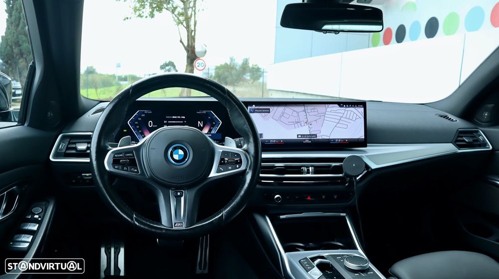 BMW 330 e xDrive Aut. M Sport - 27