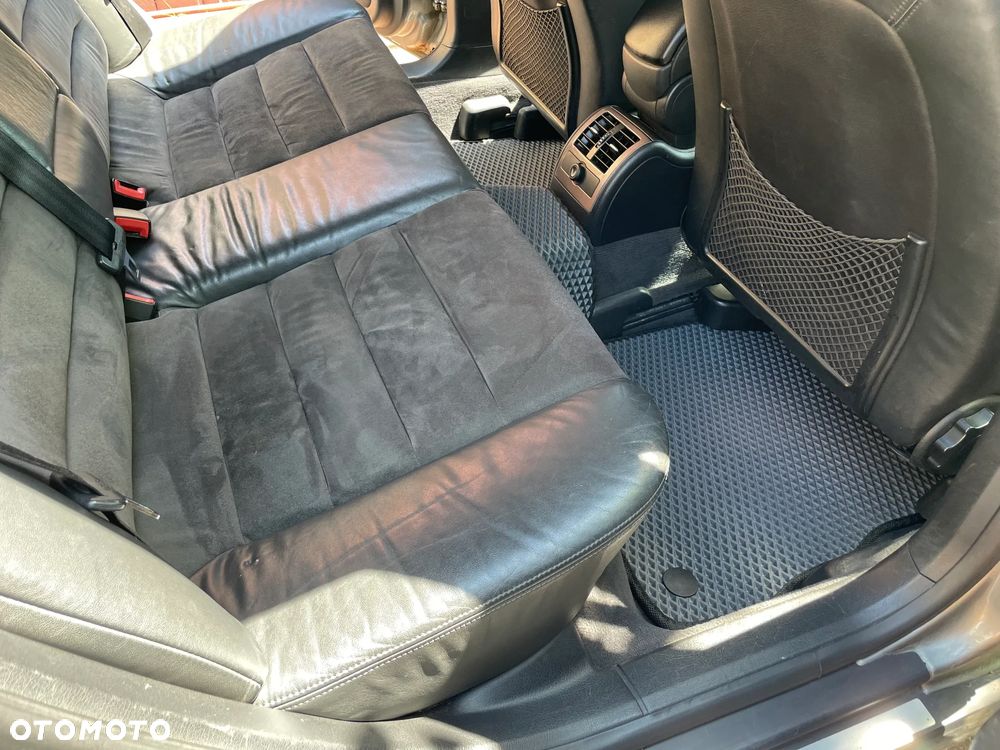 Audi A6 Avant 1.8T - 32