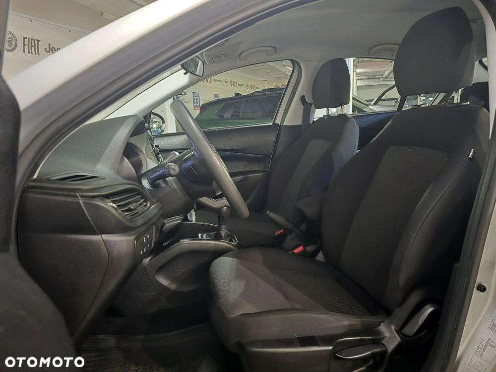 Fiat Tipo - 12