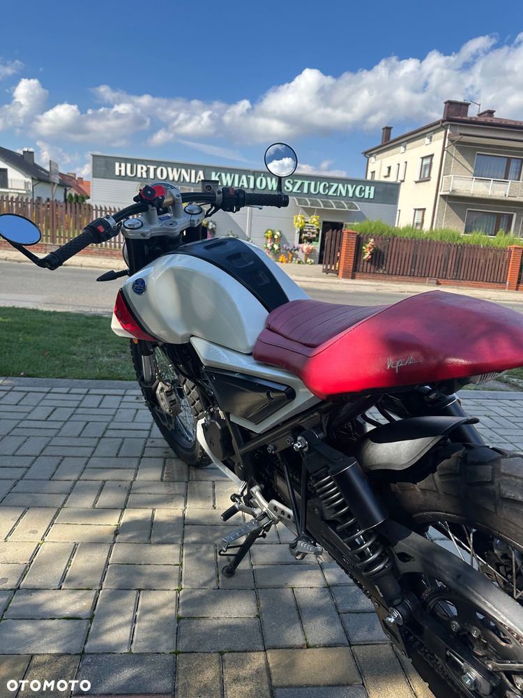 Mondial HPS 125 - 17