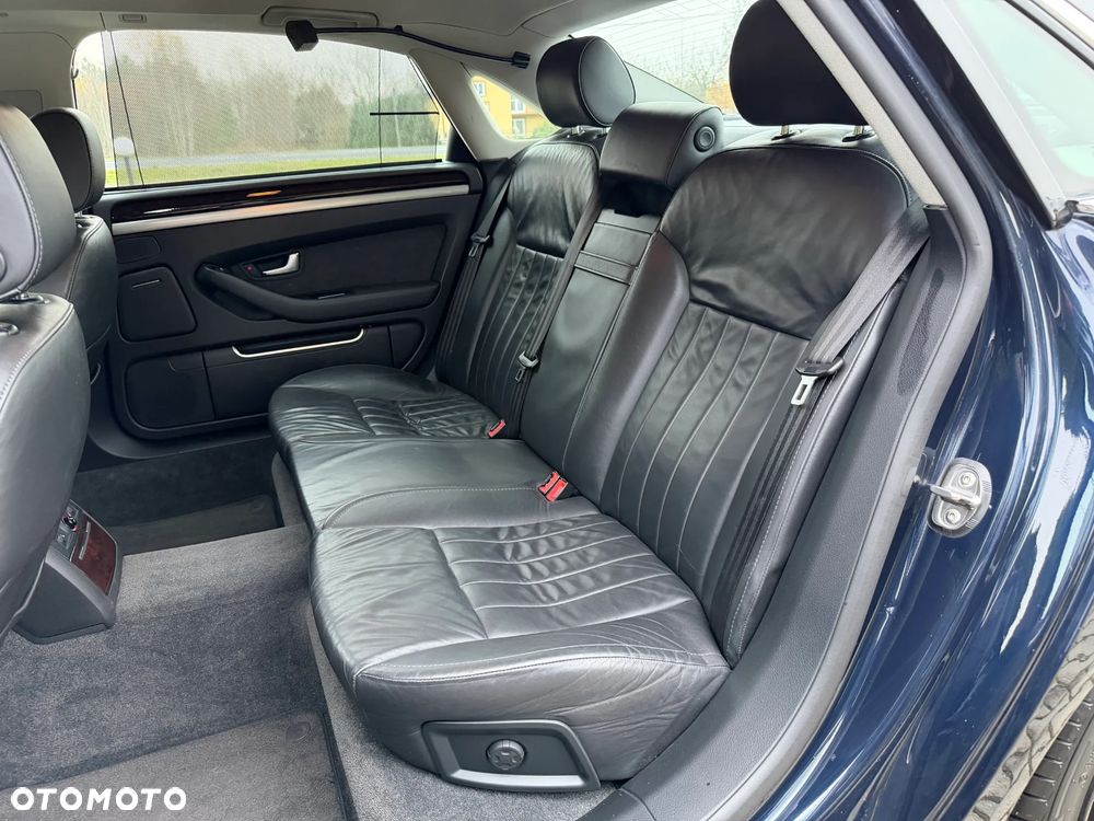 Audi A8 4.2 FSI L Quattro - 29