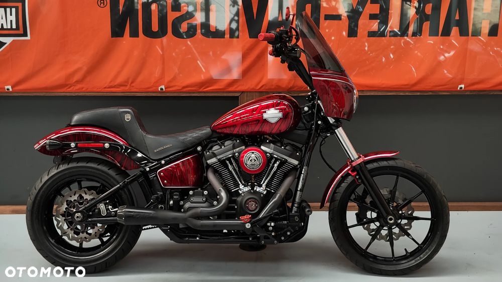 Harley-Davidson Softail Street Bob - 3