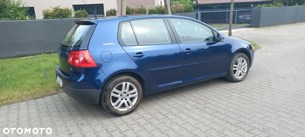 Volkswagen Golf 1.6 Goal - 2
