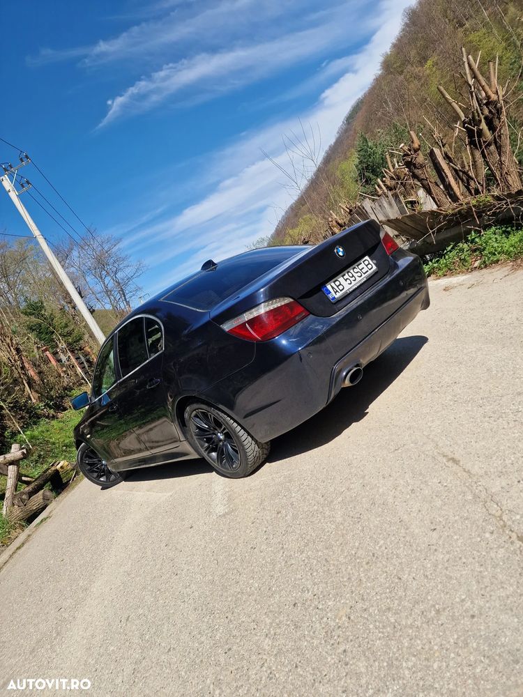 BMW Seria 5 520d Aut. Special Edition - 16