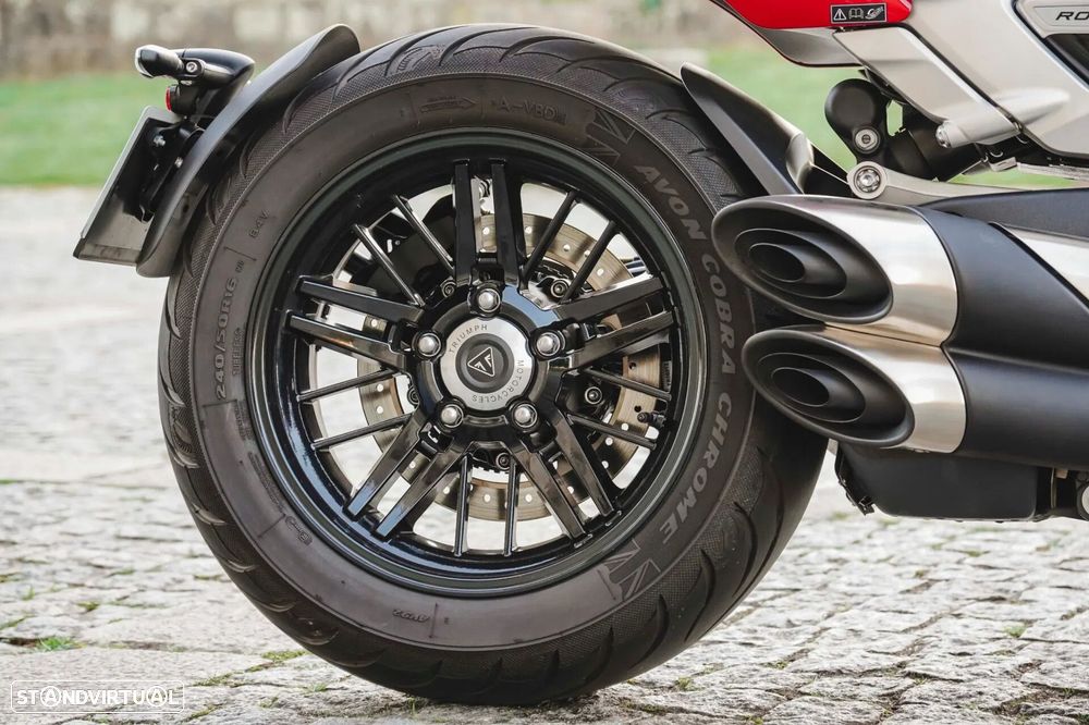 Triumph Rocket - 16