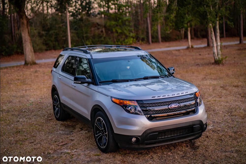 Ford Explorer - 13