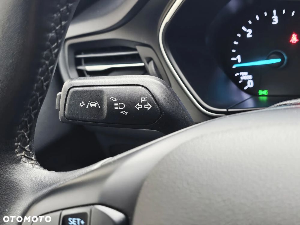 Ford Focus 1.5 EcoBlue SCR Connected - 16