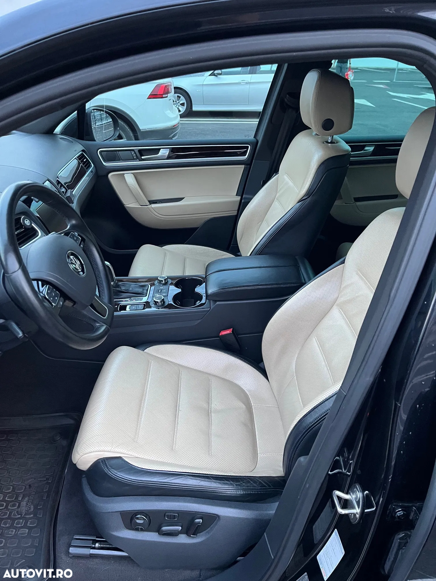 Volkswagen Touareg 3.0 V6 TDI BMT - 8