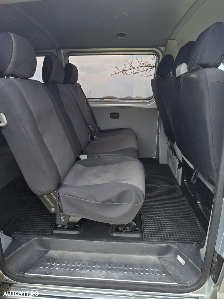 Volkswagen Transporter Lang - 15