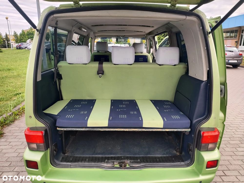 Volkswagen Multivan - 8