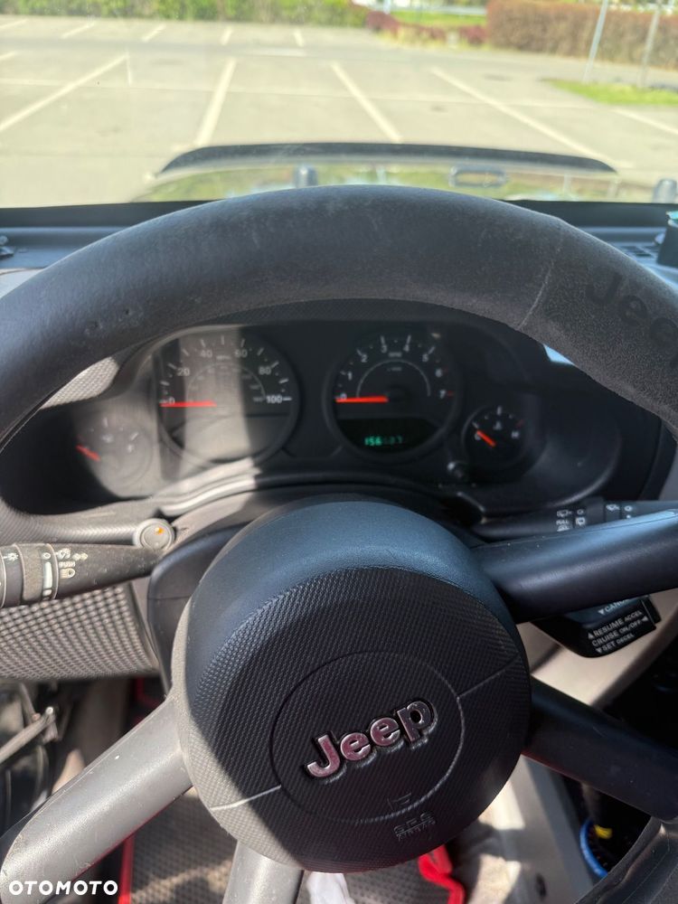 Jeep Wrangler Unlimited 3.8 Automatik Sahara - 6