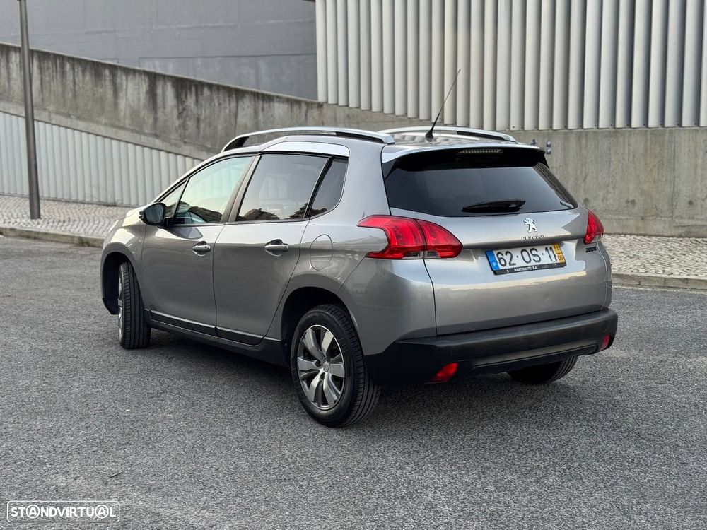 Peugeot 2008 - 4