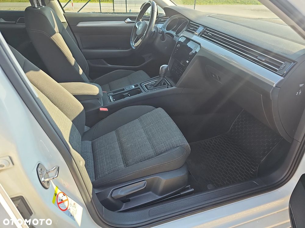 Volkswagen Passat 2.0 TSI Business DSG - 24