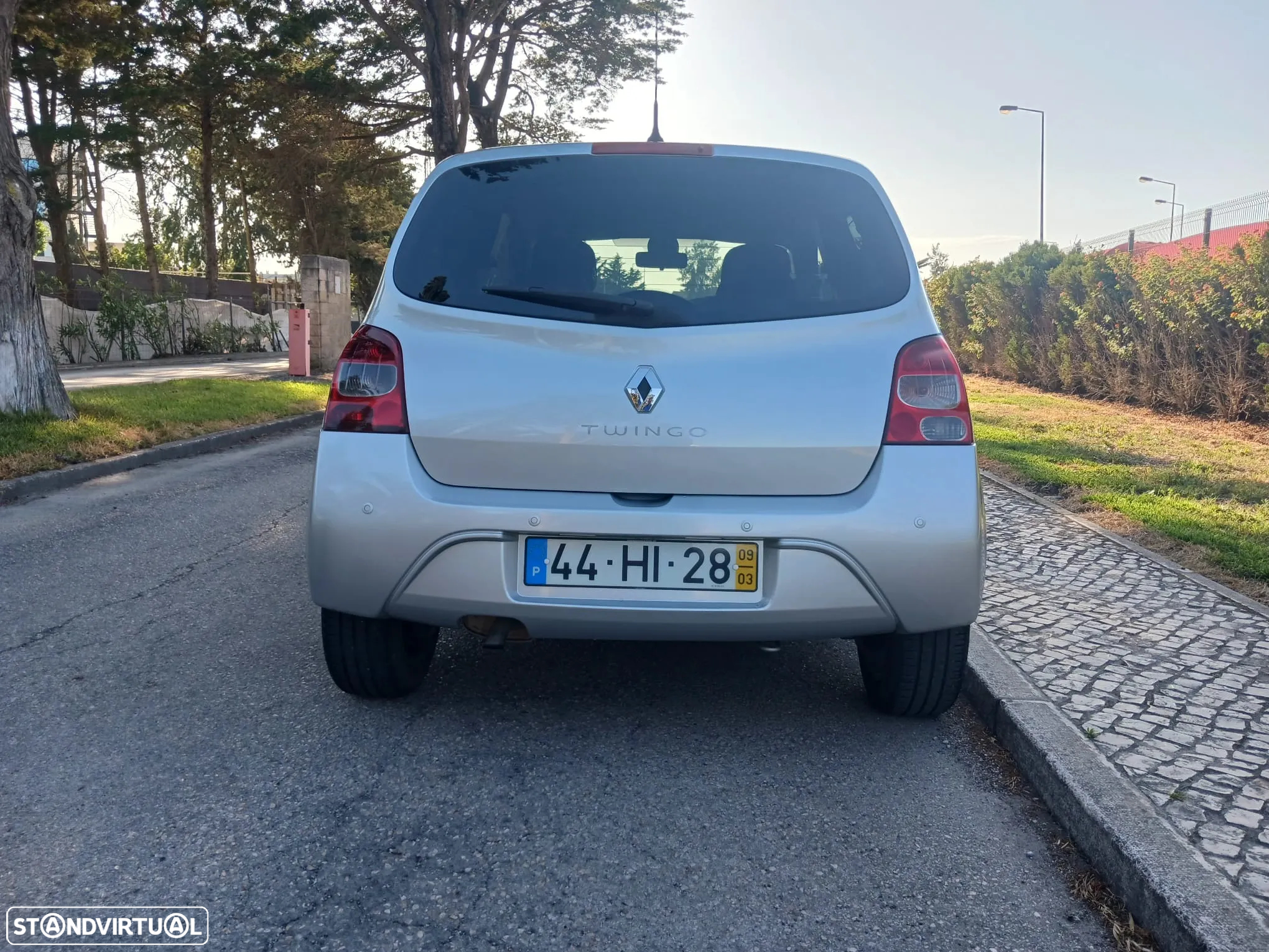 Renault Twingo 1.5 dCi Dynamique S - 16