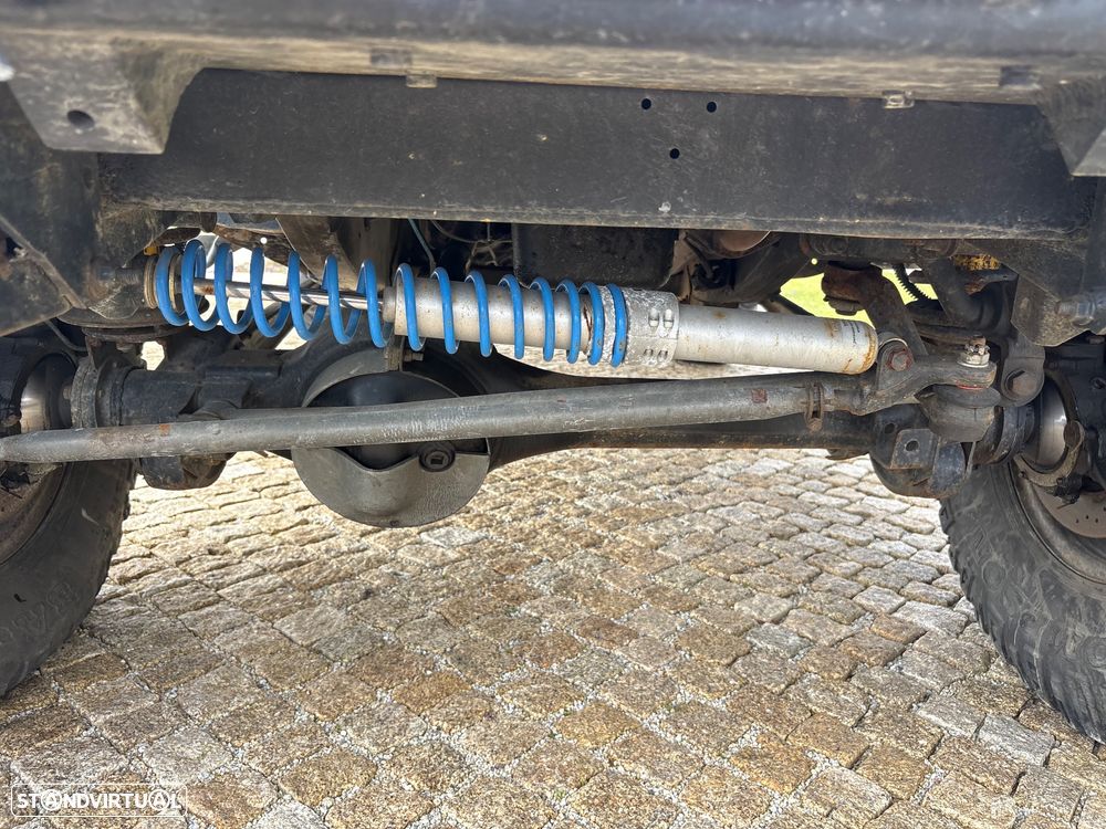 Land Rover Defender 90 2.5 TDi Metal Top - 27