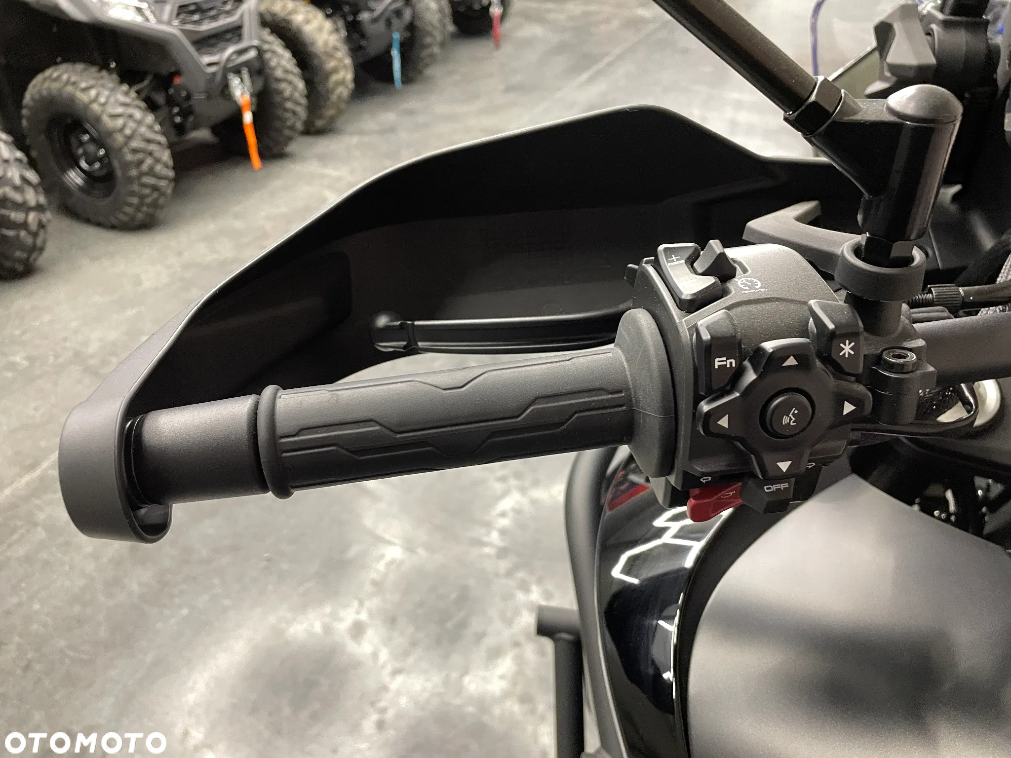 CFMoto 800MT Explore - 11