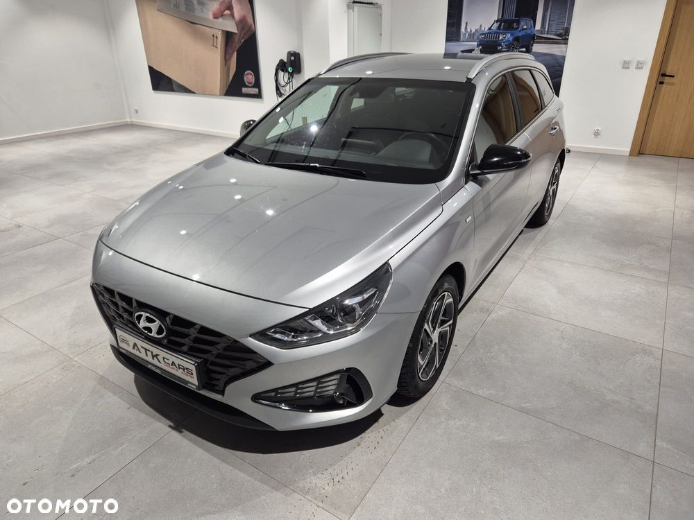 Hyundai i30 1.5 T-GDI 48V Smart - 2