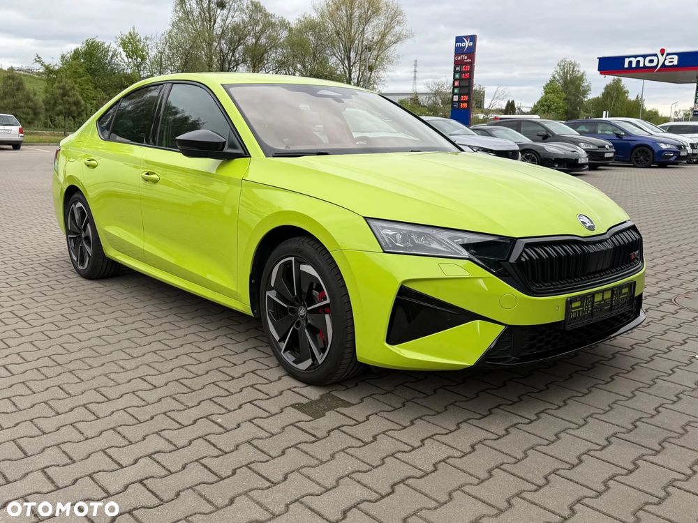Skoda Octavia - 1
