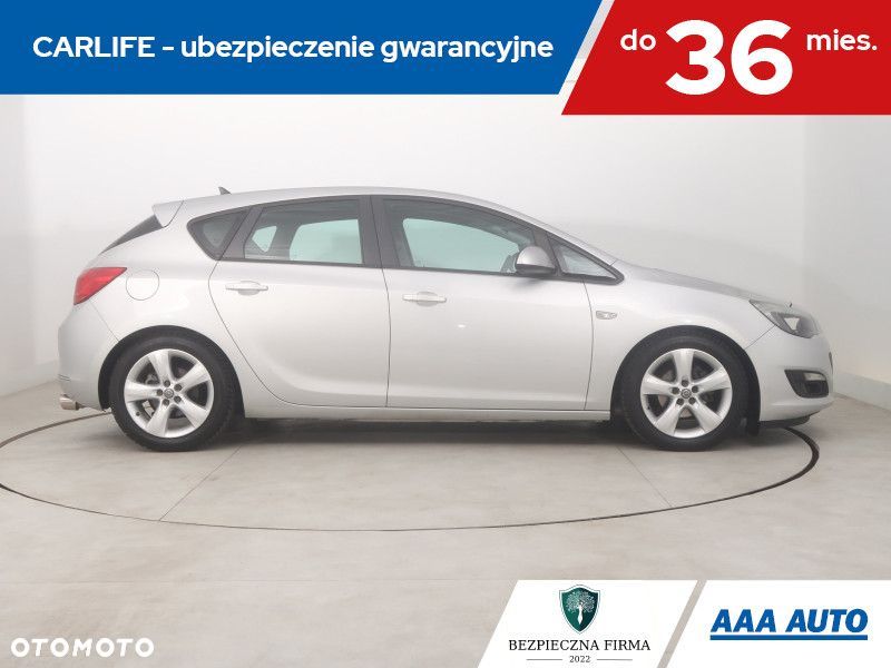 Opel Astra - 8