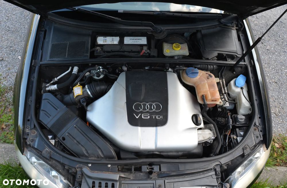 Audi A4 Avant 2.5 TDI - 10