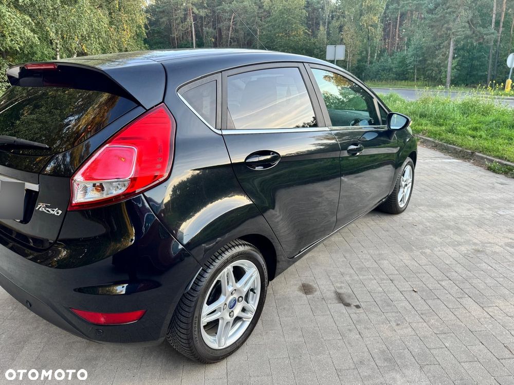 Ford Fiesta 2014 photo 3