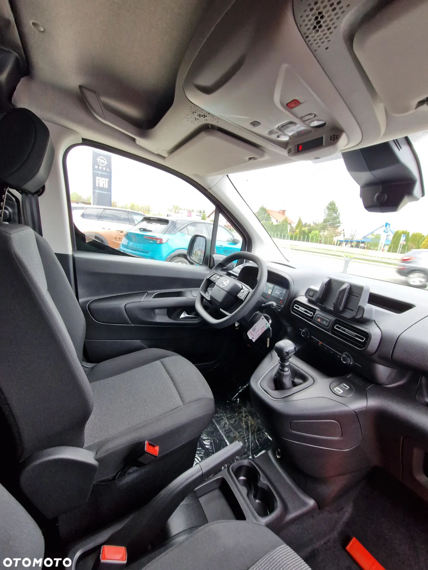 Opel COMBO - 16