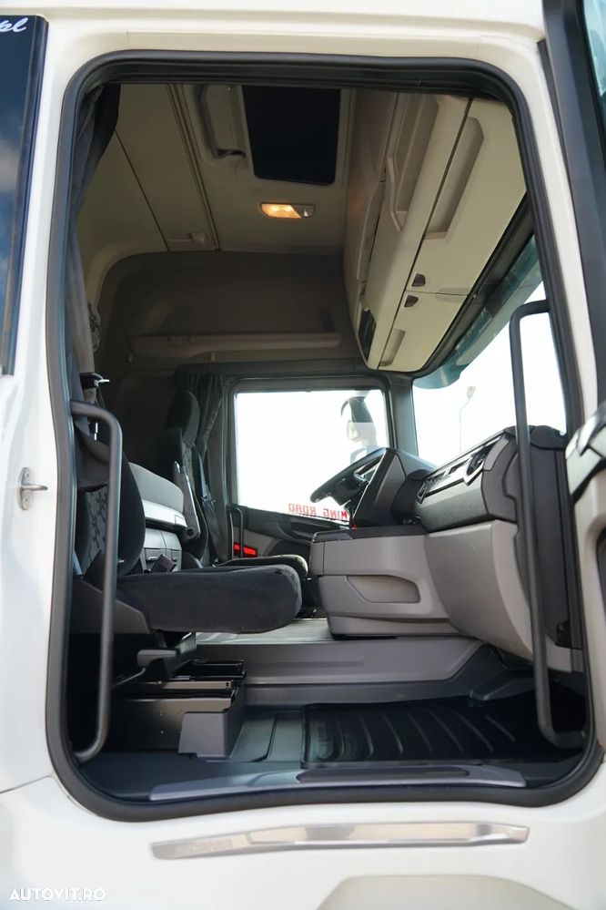 Scania R 520 / V8 / SISTEM HIDRAULIC / RETARDER / I-PARK COOL / ADR AT / TOATE AIRBAGURILE / EURO 6 - 35