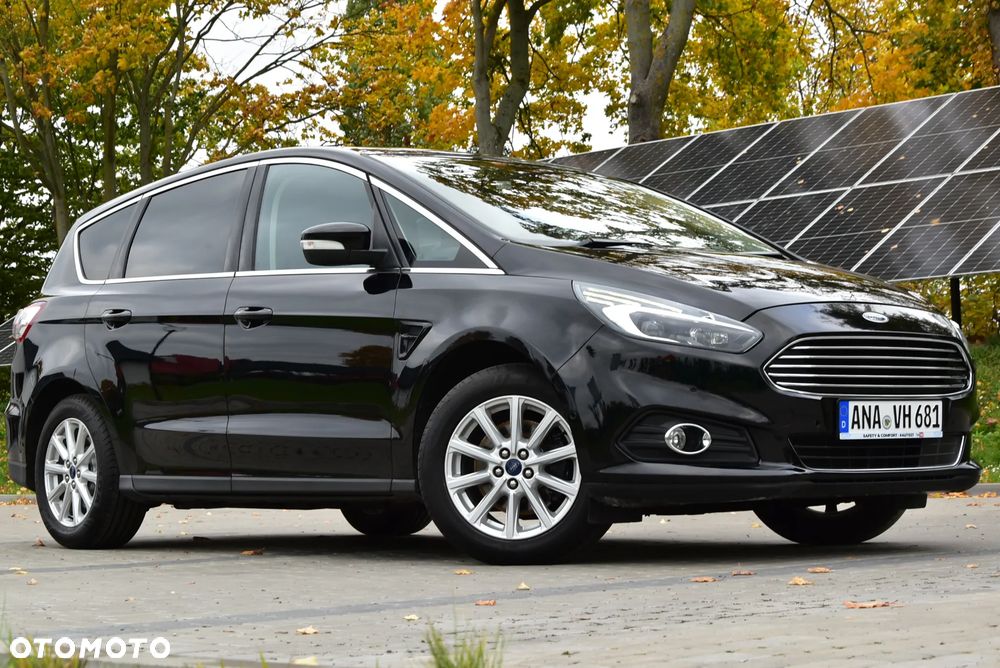 Ford S-Max 2.0 TDCi Titanium PowerShift - 33