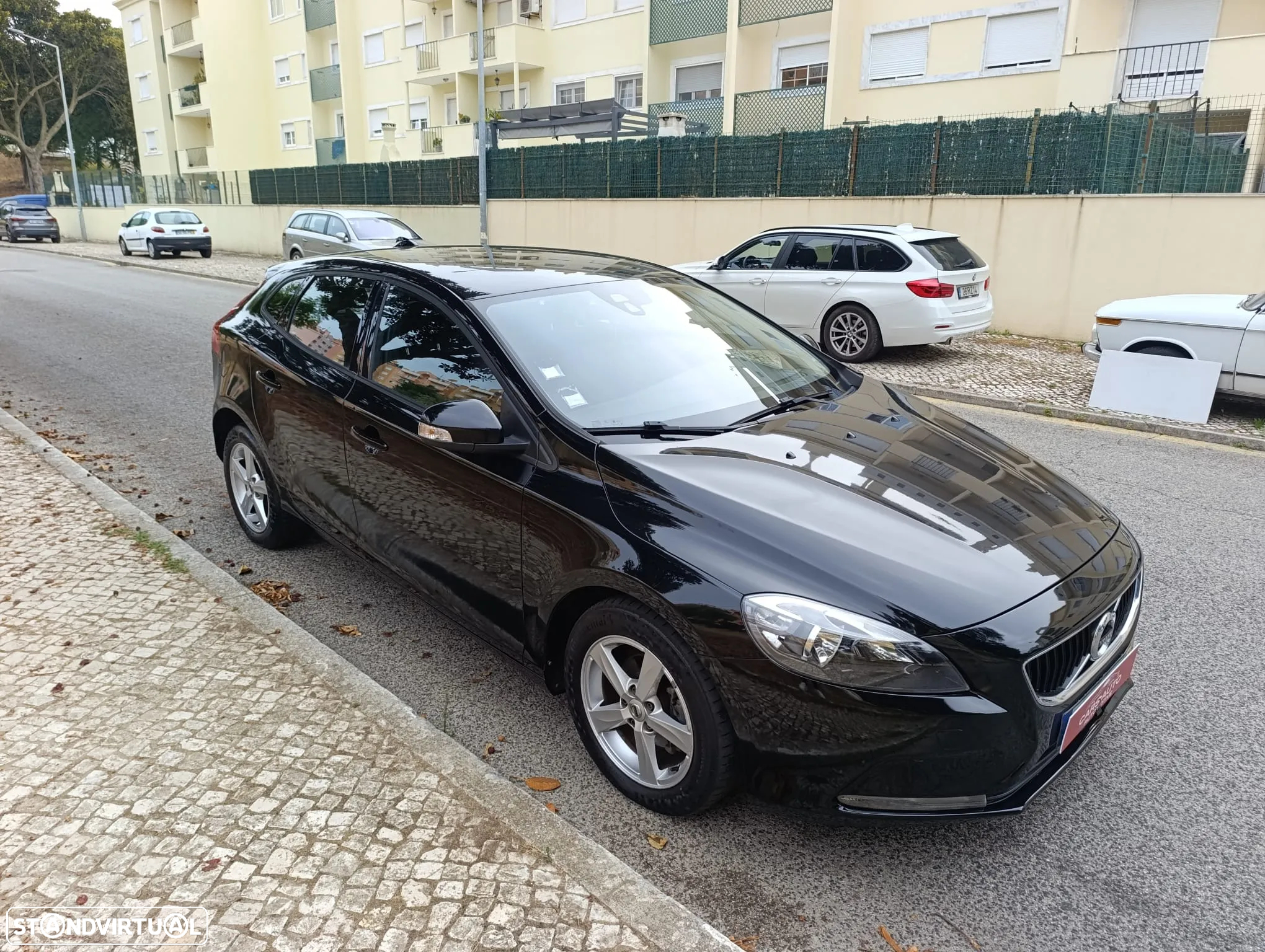 Volvo V40 2.0 D3 Momentum - 5