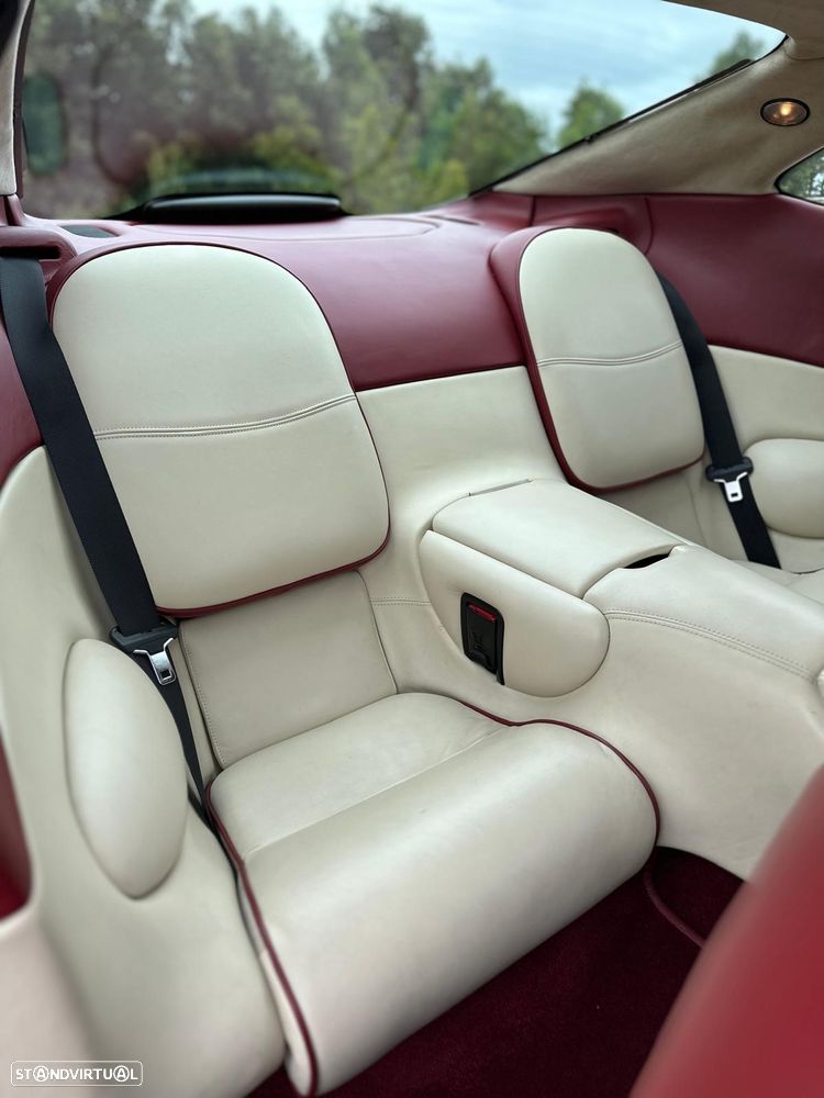 Aston Martin DB7 Vantage Coupé - 22
